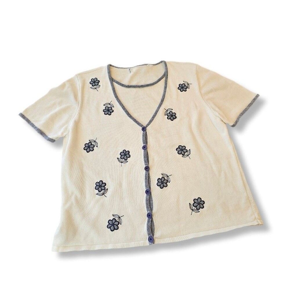 VINTAGE 90s faux twinset knit top cream floral beaded cottagecore country coast